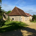 Domaine Des Ormeaux Vakantiehuis Ajat
