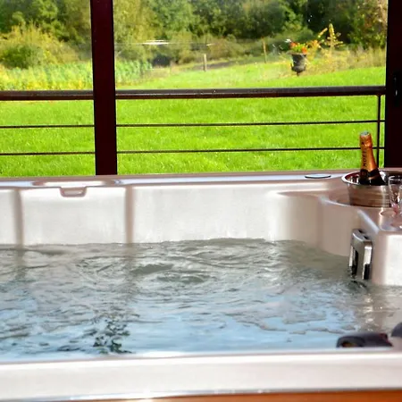 Domaine Des Ormeaux Holiday home Ajat