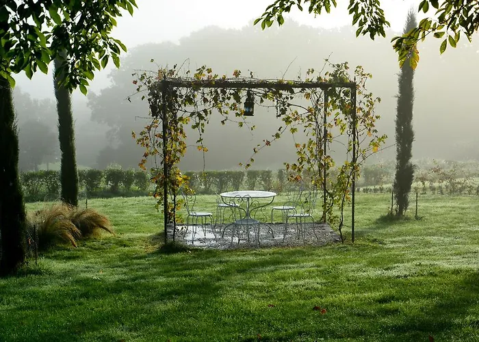 Domaine Des Ormeaux * Ajat